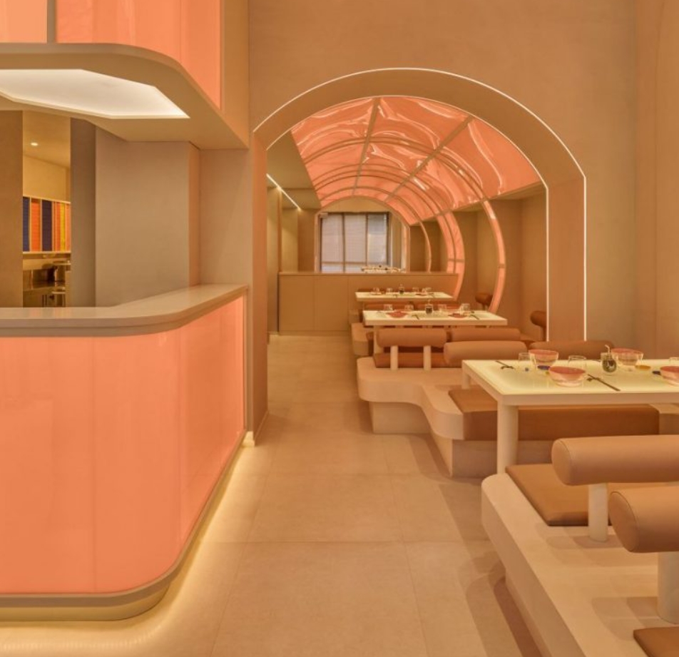 Ichi Station Sushi Milano: Revolución futurista de gastronomía japonesa. 1