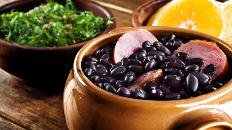 Gastronomía - Feijoada Brasileña vs. La Fabada Asturiana 2