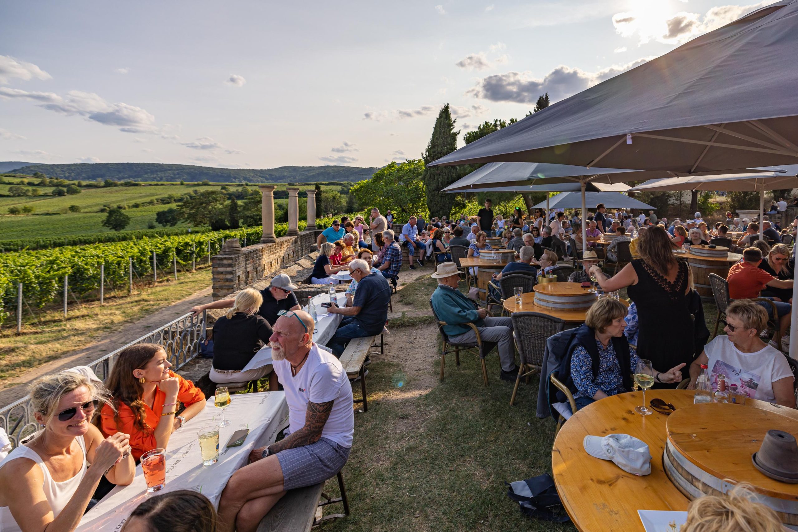 Viaje al Corazón de Renania-Palatinado: Bad Dürkheim y la Majestuosidad del Vino 3